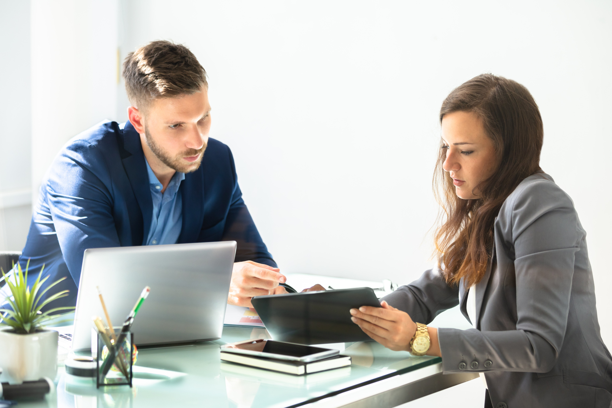 header offre d'emploi commerce