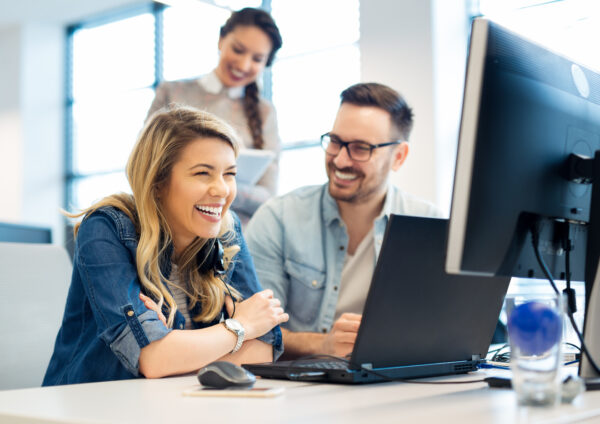 Header offre d'emploi IT informatique
